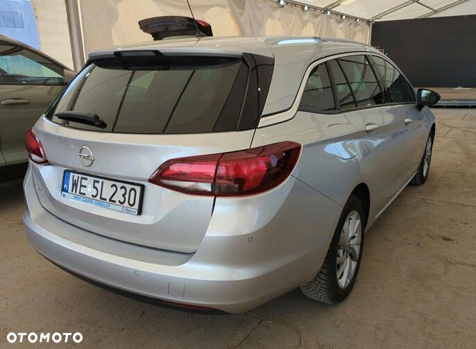 Opel Astra - 2