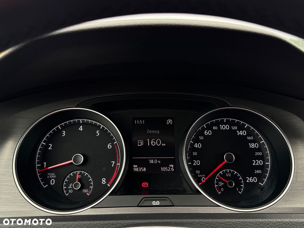 Volkswagen Golf 1.2 TSI BMT Comfortline - 37