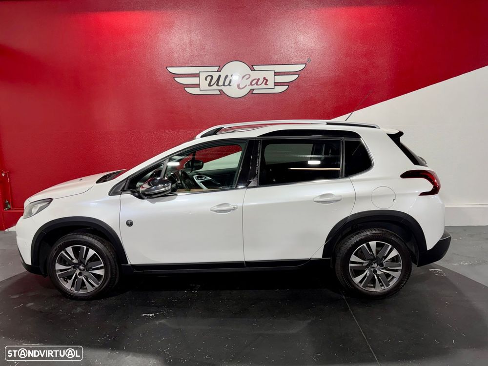 Peugeot 2008 1.2 PureTech Crossway EAT6 - 7