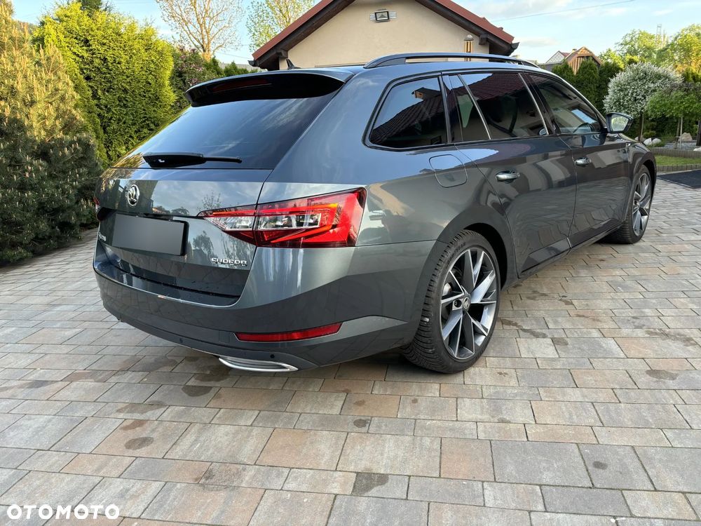 Skoda Superb 2.0 TDI SCR Sportline DSG - 7
