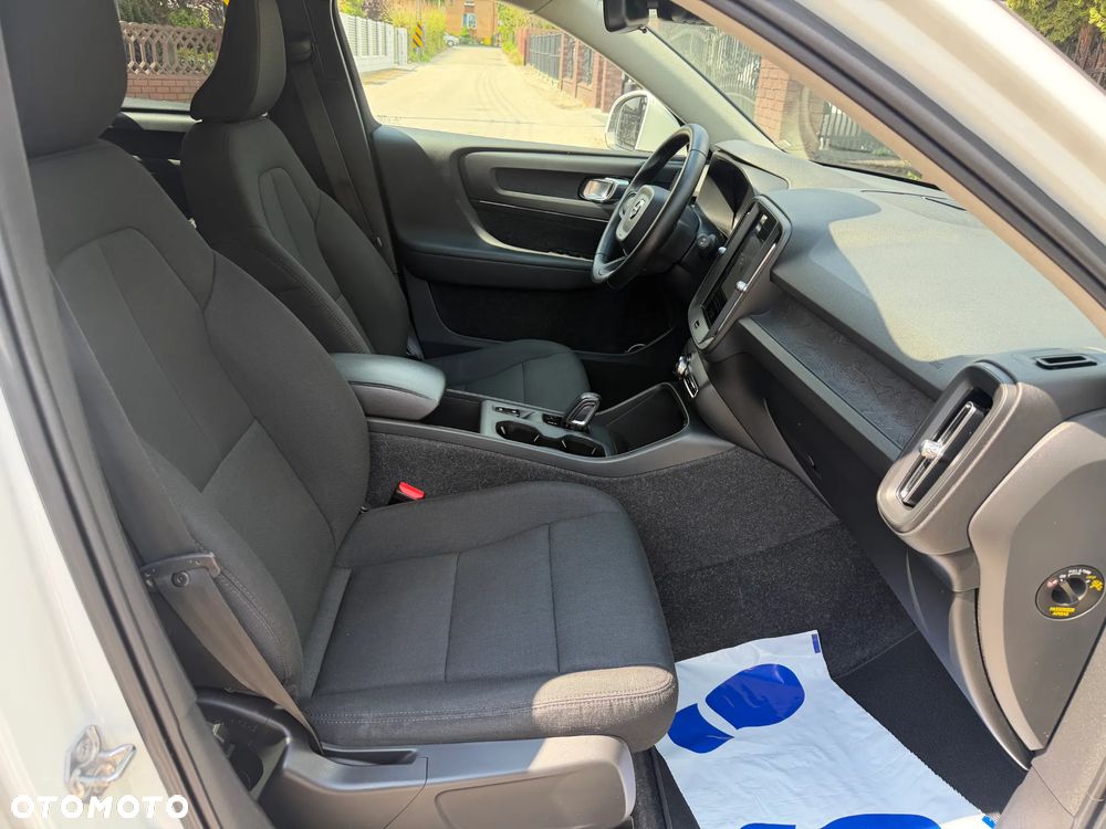 Volvo XC 40 T3 Momentum - 13