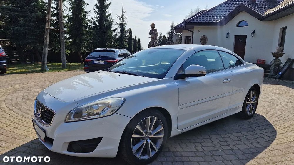 Volvo C70 D4 Momentum - 16
