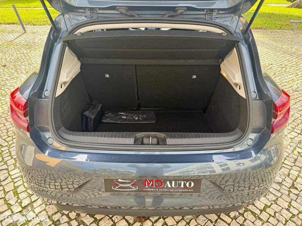 Renault Clio 1.0 TCe Evolution Bi-Fuel - 36