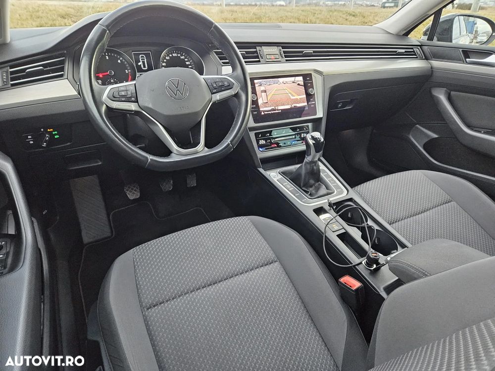Volkswagen Passat - 5
