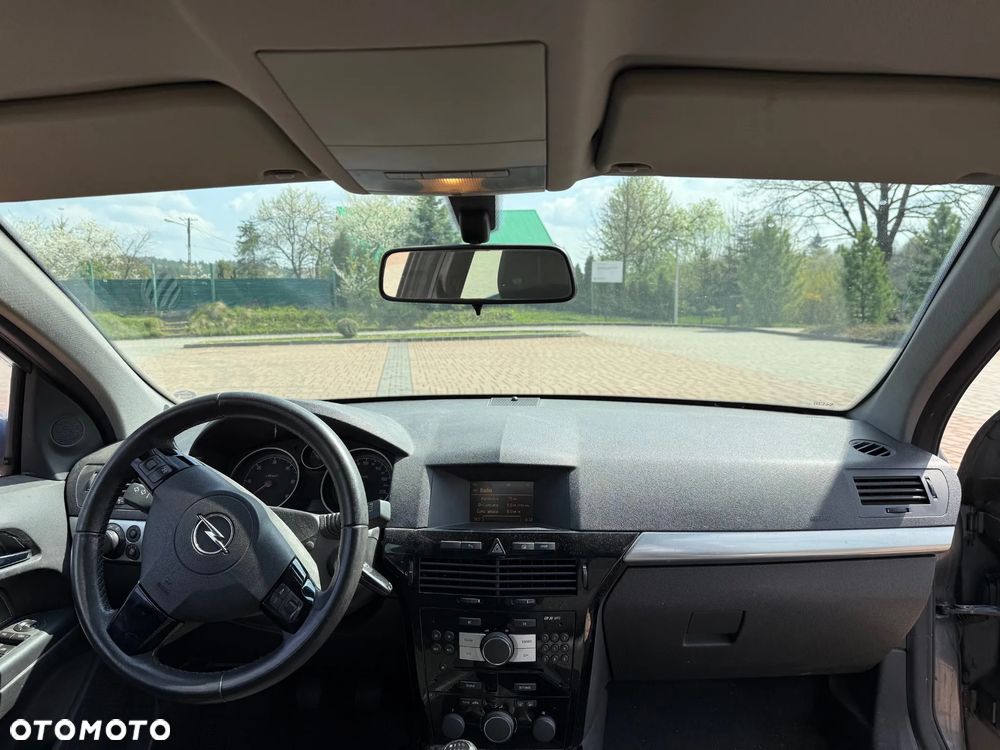 Opel Astra III 1.7 CDTI - 12