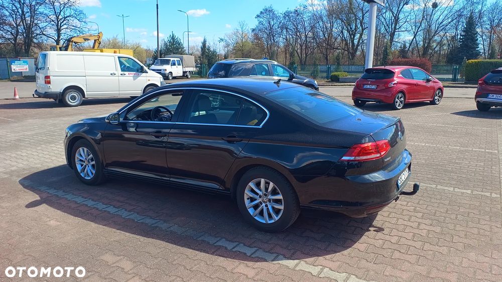 Volkswagen Passat 2.0 TDI BMT Comfortline - 5