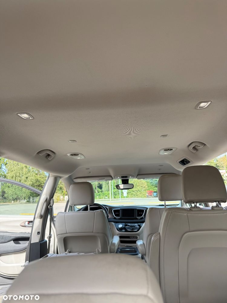 Chrysler Voyager - 35