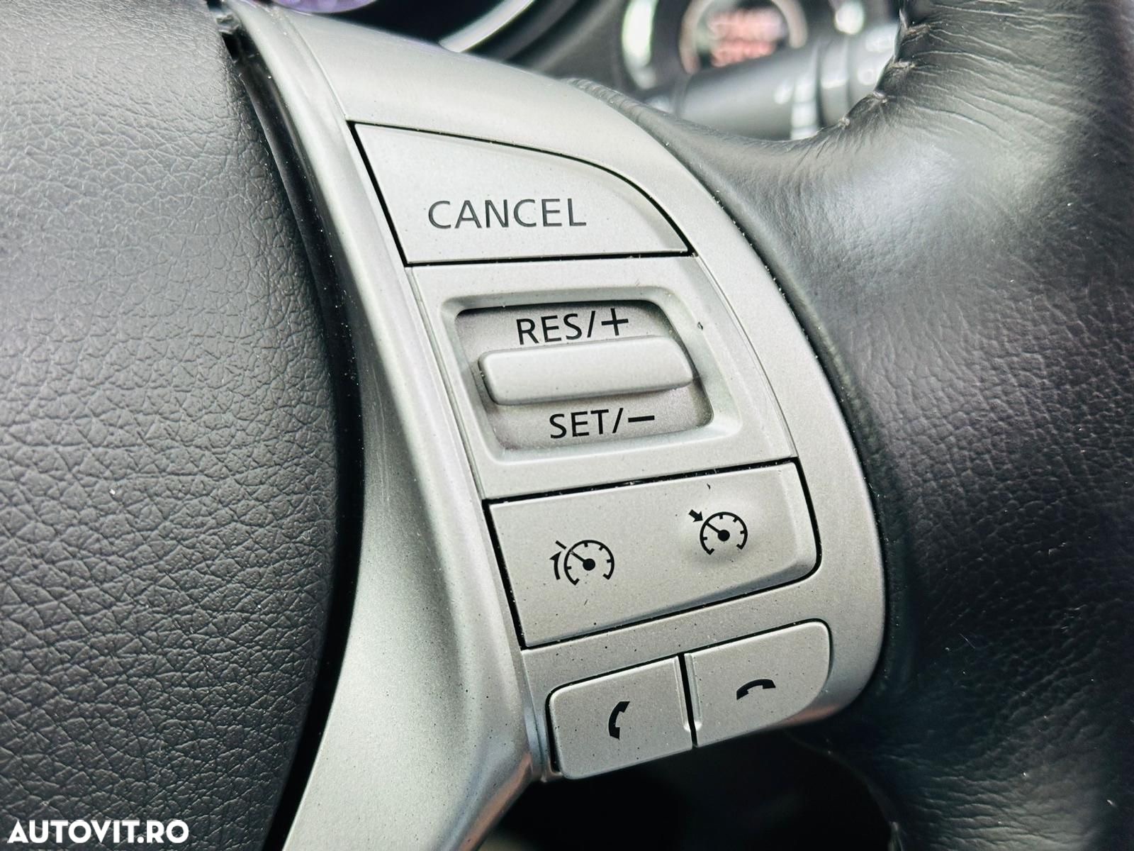 Nissan X-Trail - 38