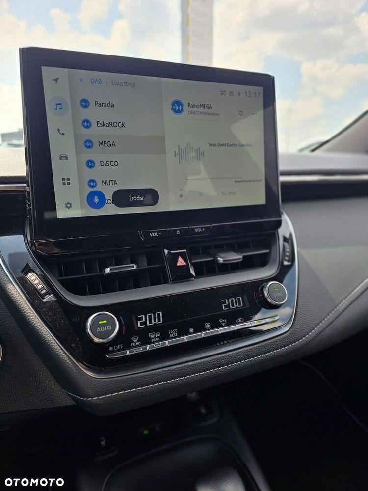 Toyota Corolla 1.8 Hybrid Comfort - 10