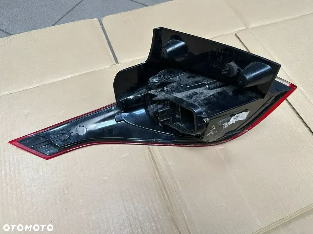 OPEL CROSSLAND X LAMPA PRAWA TYLNA - 3