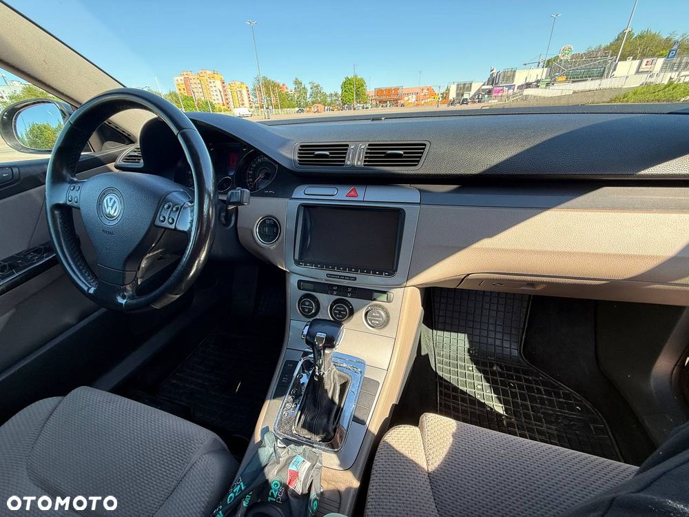 Volkswagen Passat - 23