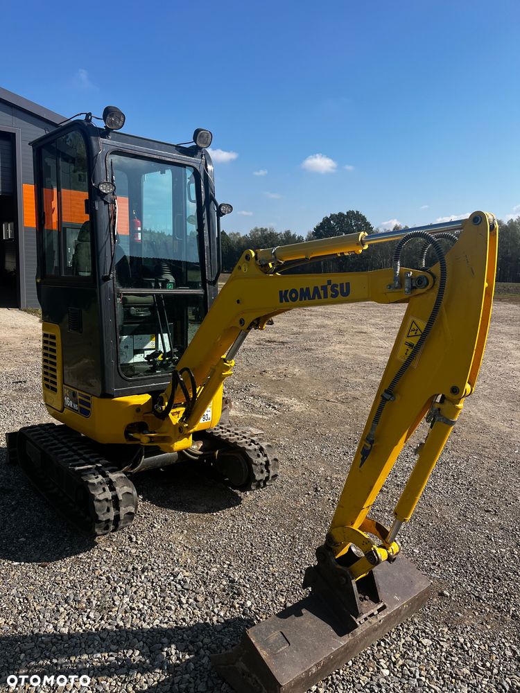Komatsu PC 16 R - 4