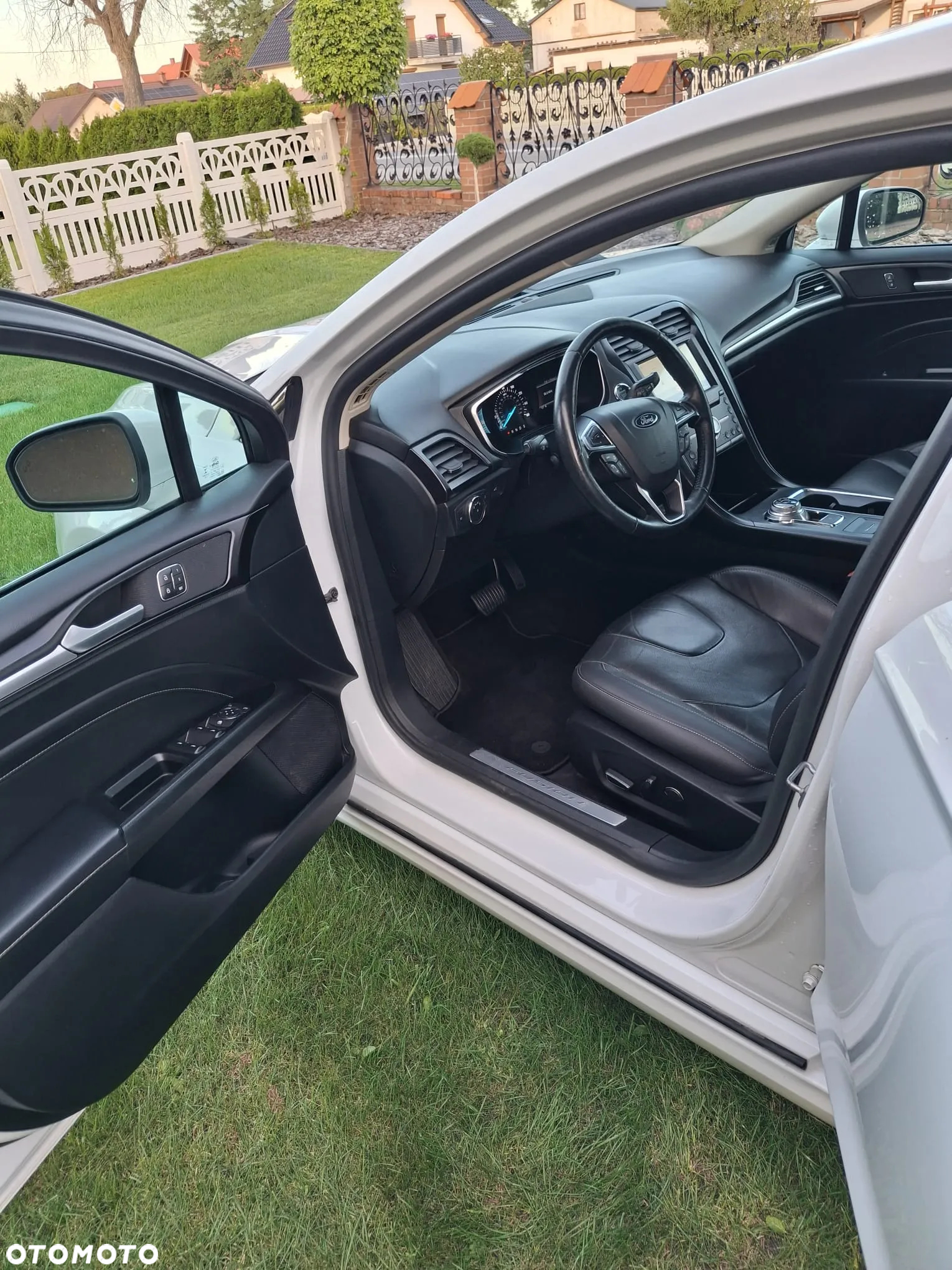 Ford Fusion - 10