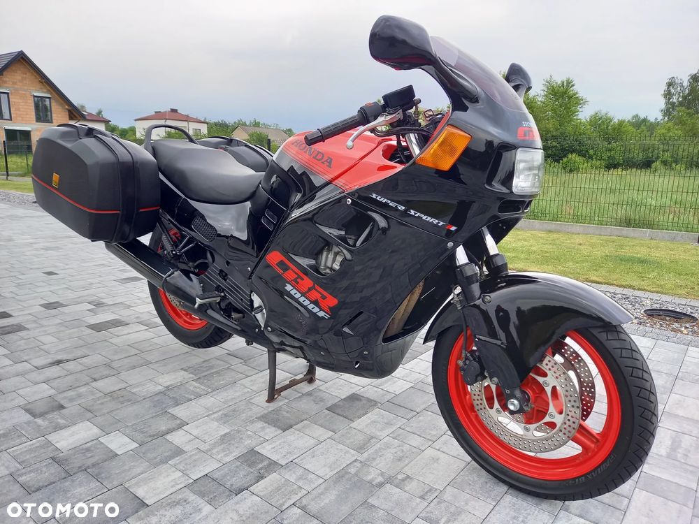 Honda CBR - 4