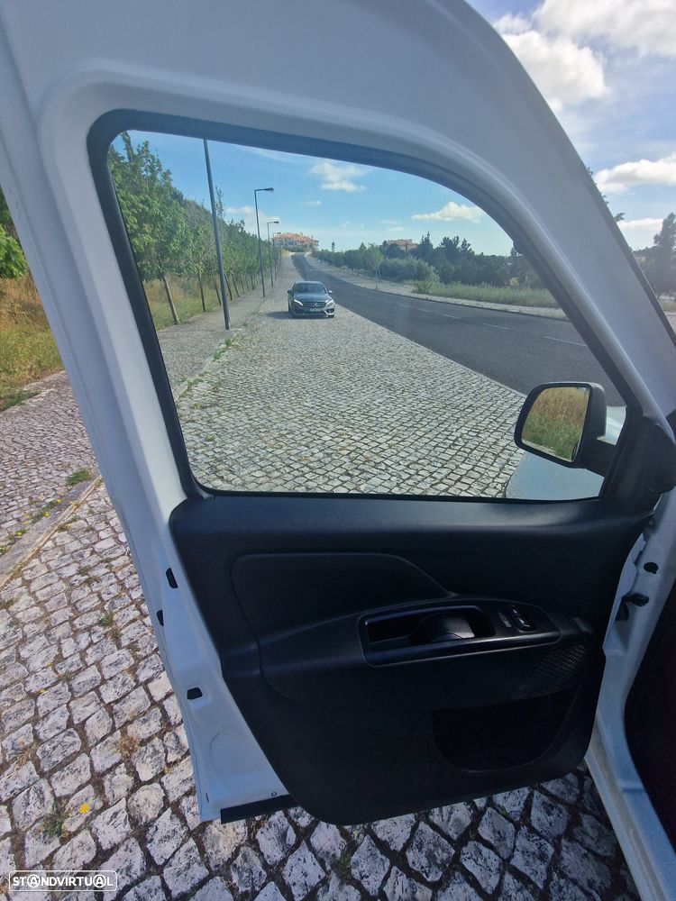 Fiat Doblo Maxi - 10