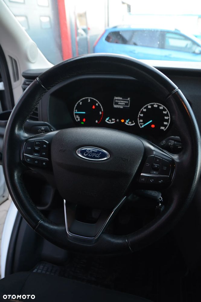 Ford Transit - 24