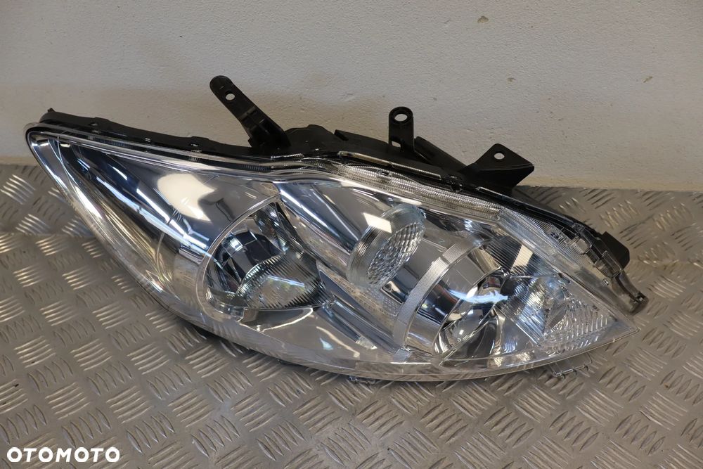 LAMPA PRZEDNIA PRZÓD PRAWA TOYOTA AURIS I LIFT SOCZEWKA 81130-02A40 2009-2012 - 5