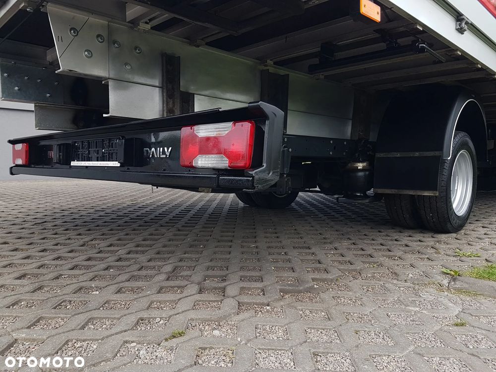 Iveco 50C18 DAILY 12EP PLANDEKA FIRANKA 5,11x2,45x2,35 SPANIE 3500 KG SKRZYNIA ŁADUNKOWA PAKA KLIMATRONIK TEMPOMAT OGRZEWANIE POSTOJOWE - 28