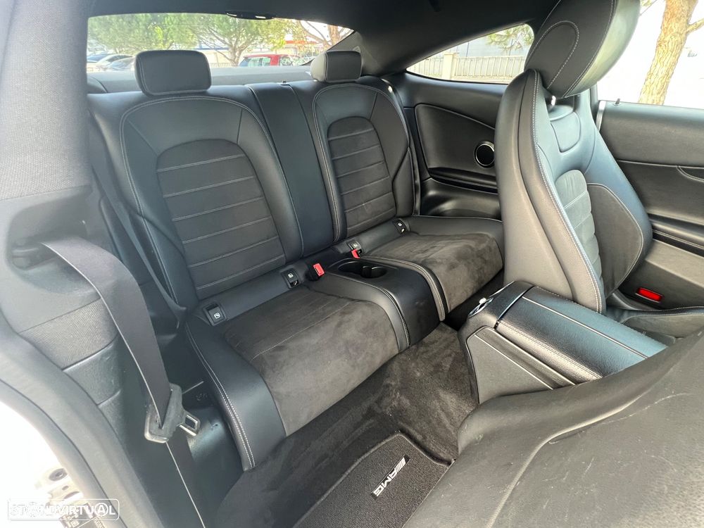 Mercedes-Benz C 220 d Coupe 9G-TRONIC AMG Line - 16