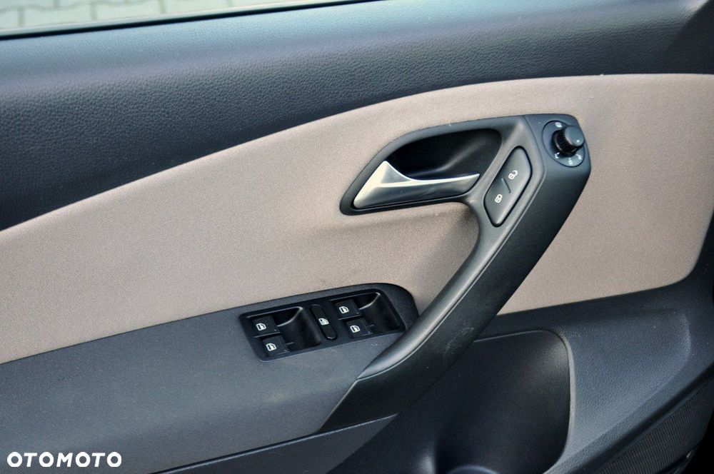 Volkswagen Polo - 37