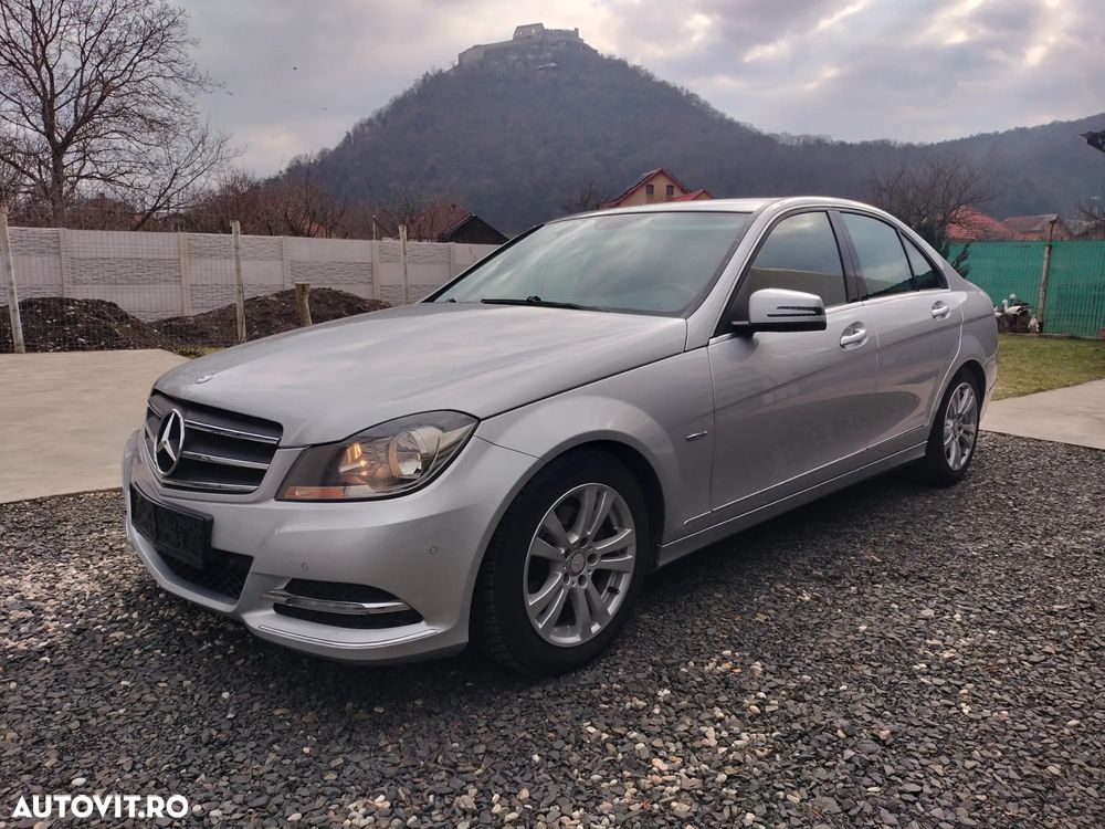 Mercedes-Benz C 180 BlueEFFICIENCY Avantgarde - 22