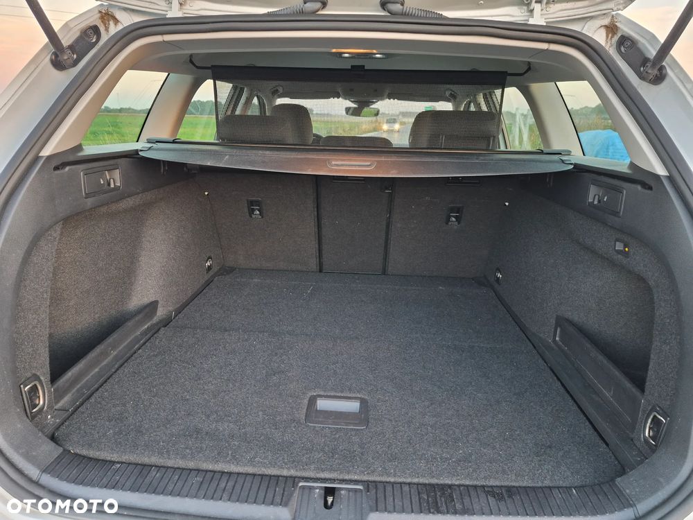 Volkswagen Passat 1.5 TSI ACT mHEV Style DSG - 15
