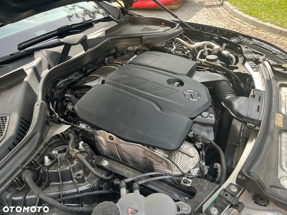 Mercedes-Benz GLC 220 d mHEV 4-Matic Avantgarde - 25