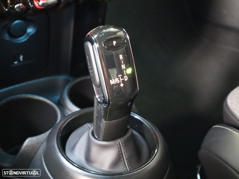 MINI Cabrio Cooper Auto - 33