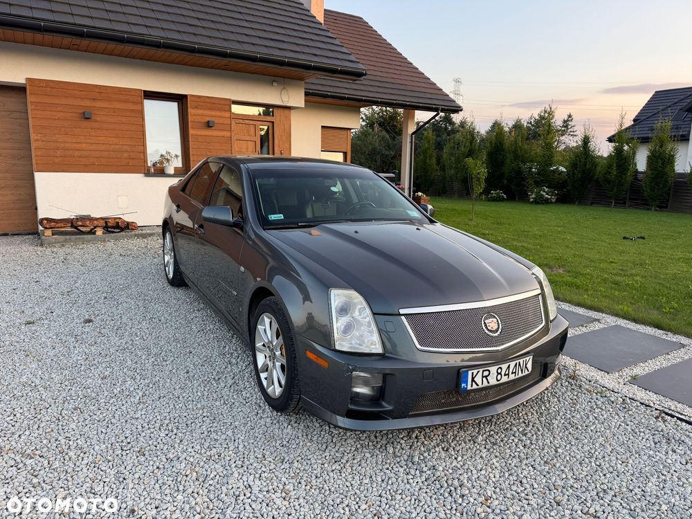 Cadillac STS-V - 1