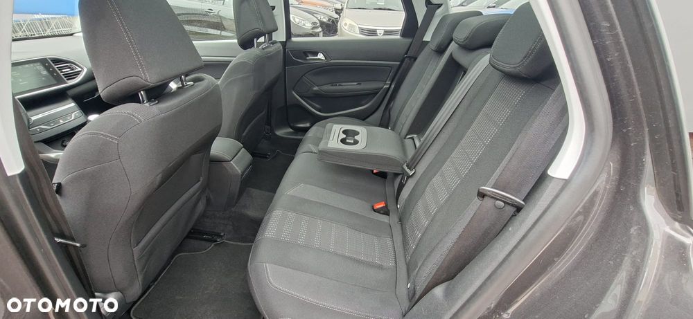 Peugeot 308 BlueHDi 150 Stop & Start Business-Line - 25