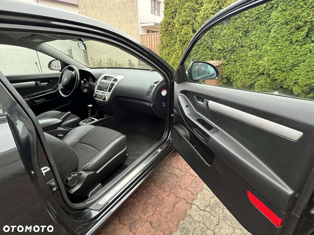 Kia ProCeed 1.6 CRDi LX - 10