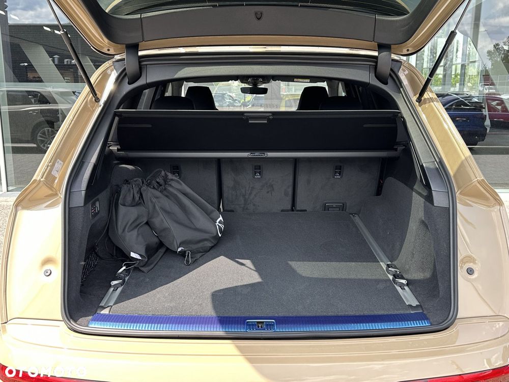 Audi Q7 - 10