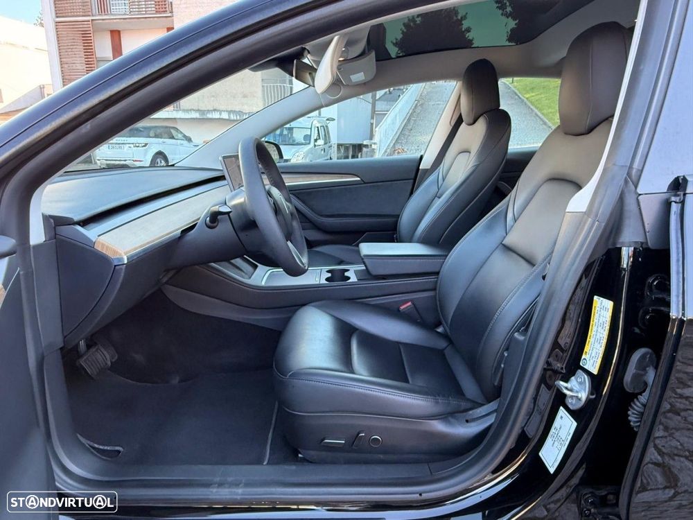 Tesla Model 3 Tração Traseira - 30