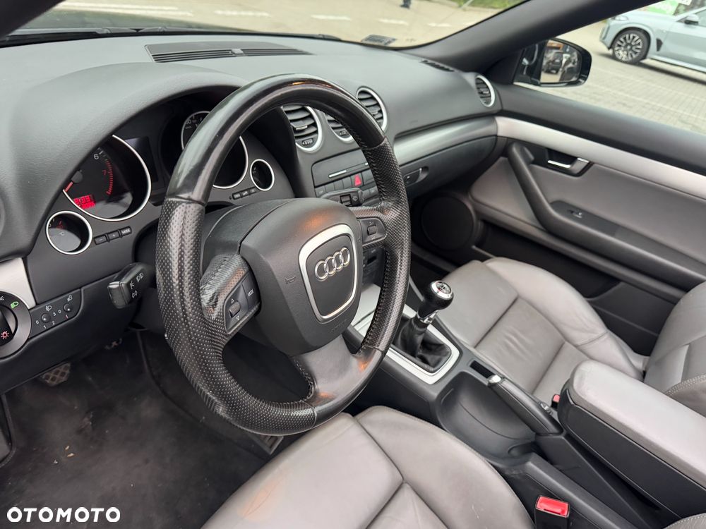 Audi A4 Cabrio - 11