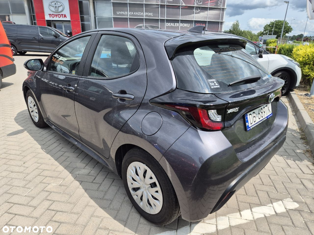 Toyota Yaris - 2