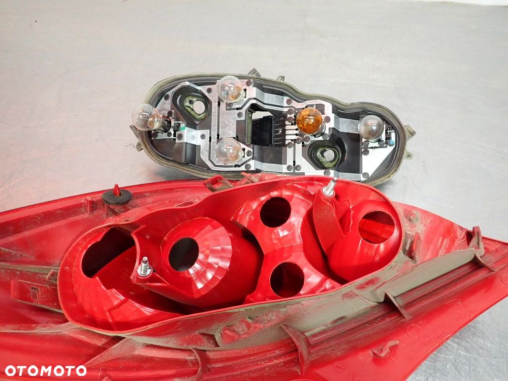 LAMPA LEWA TYLNA OPEL CORSA D - 8