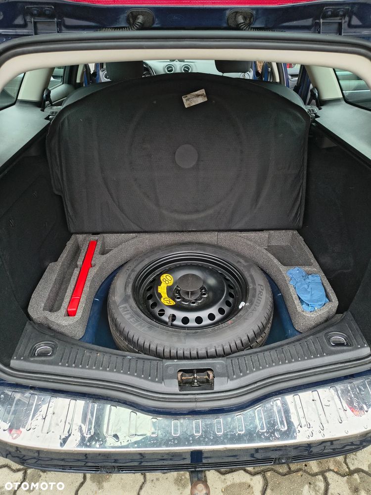 Ford Mondeo - 28