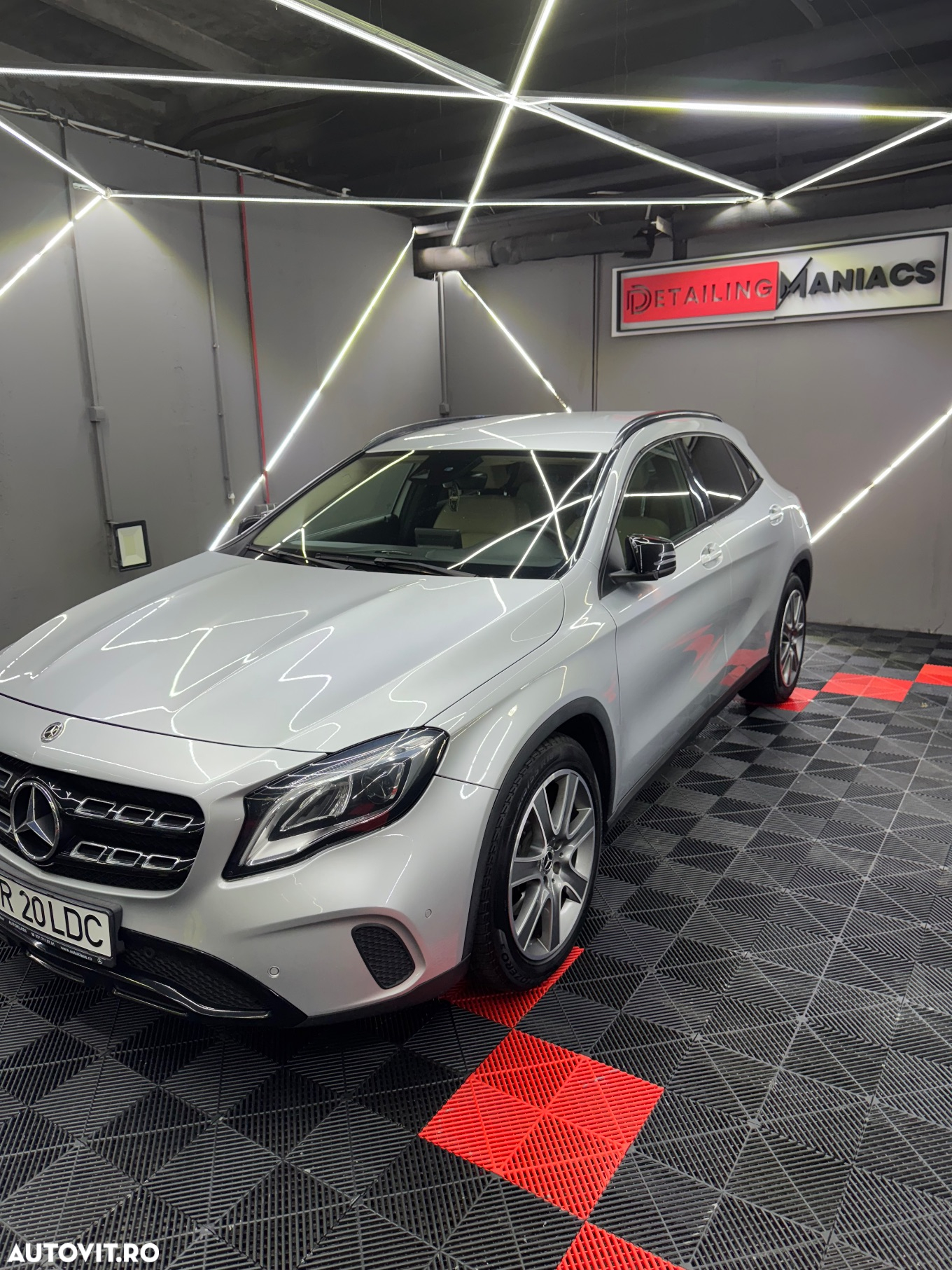 Mercedes-Benz GLA 220 4MATIC - 11