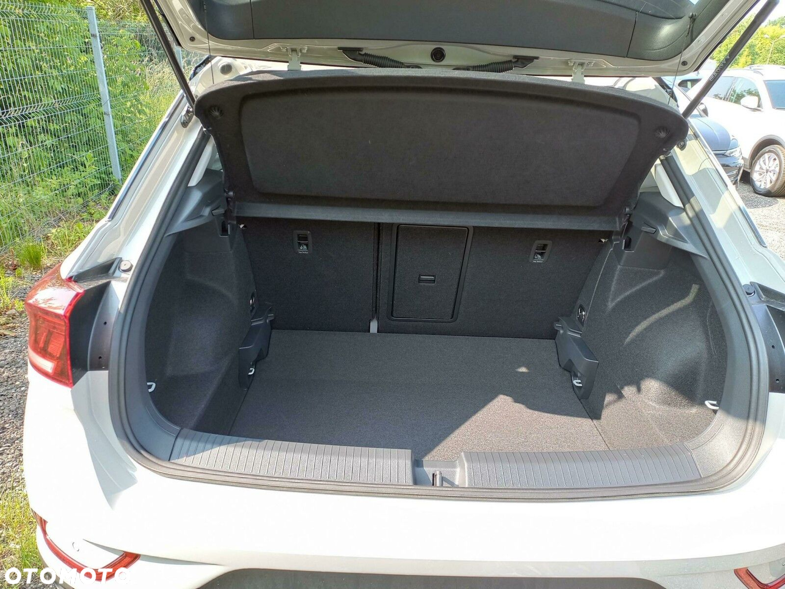 Volkswagen T-Roc - 6