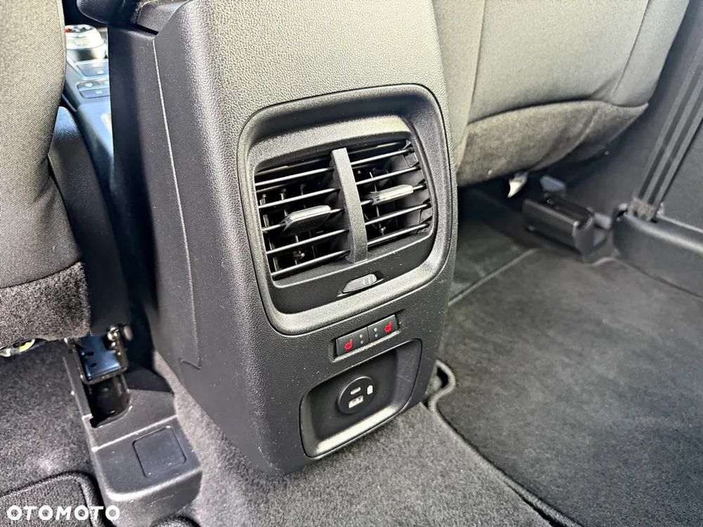 Ford Kuga 2.5 Duratec PHEV TITANIUM - 31