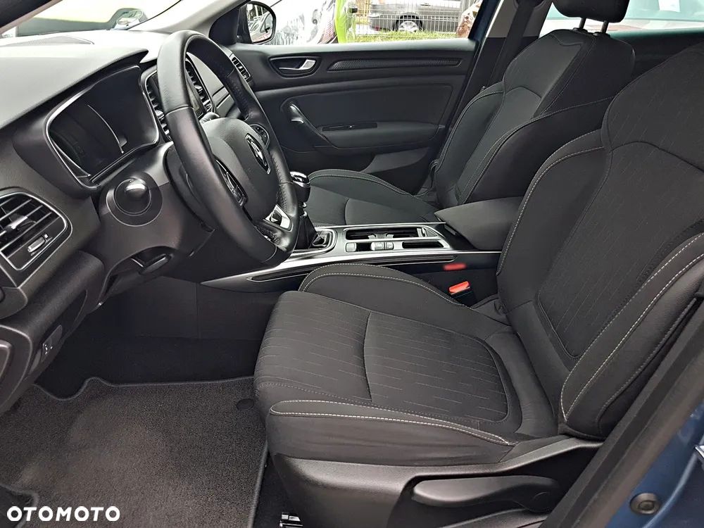 Renault Megane Grandtour TCe 140 GPF LIMITED - 16