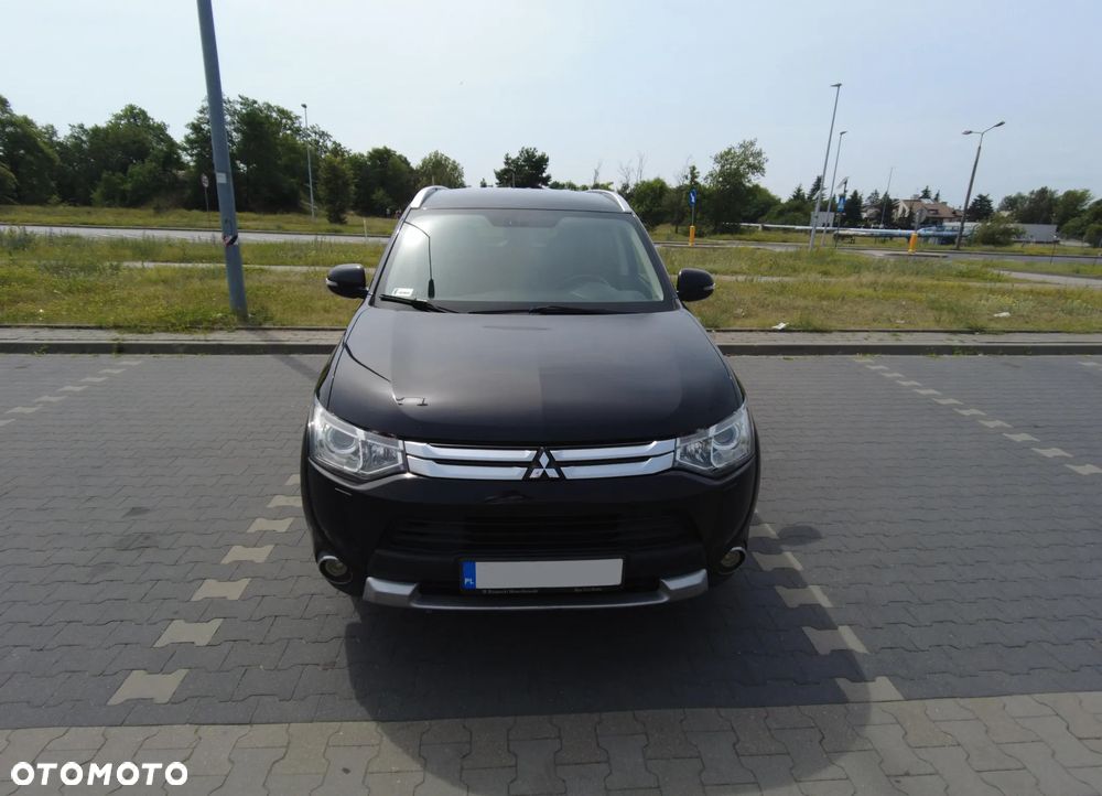 Mitsubishi Outlander 2.0 Intense + 4WD CVT - 7