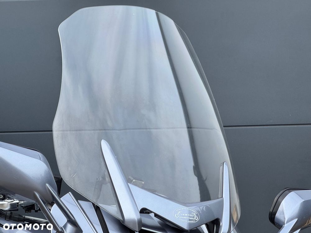 Yamaha FJR - 22