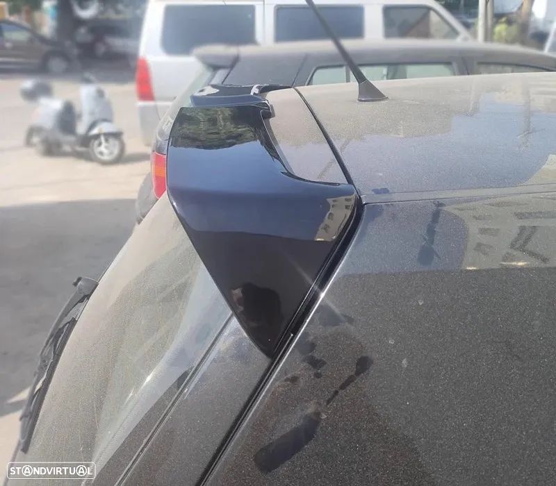 Aileron / lip / spoiler traseiro em plástico ABS (por pintar ou em preto piano brilhante) para VW Golf 4, 3/5 portas hatchback 1998-2004 - 8