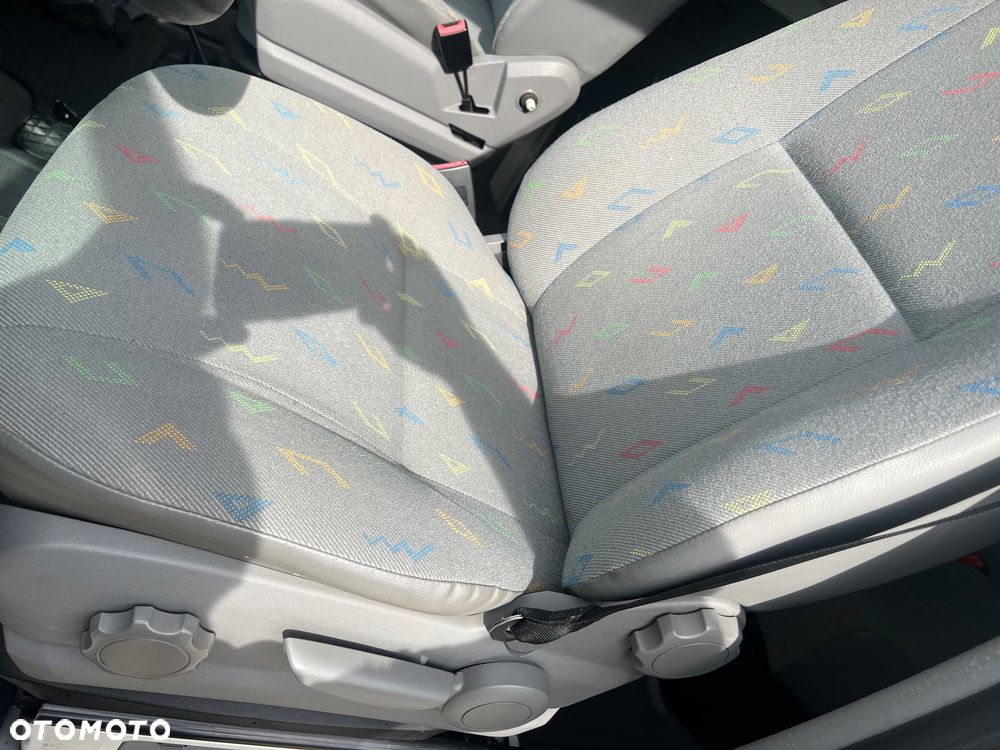 Volkswagen Crafter - 11