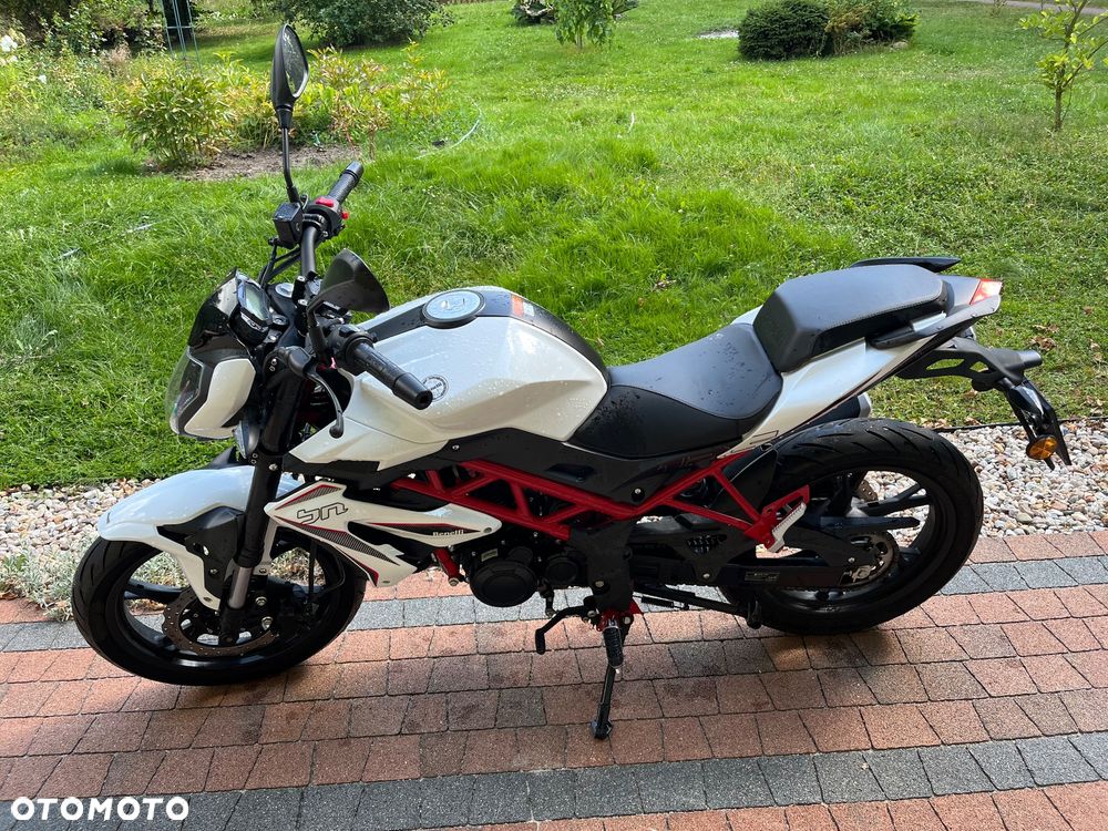 Benelli BN 125 - 4