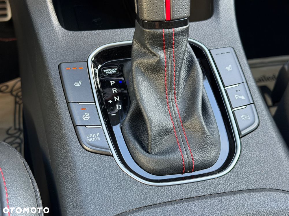 Hyundai i30 1.5 T-GDI 48V-Hybrid DCT N-Line - 11