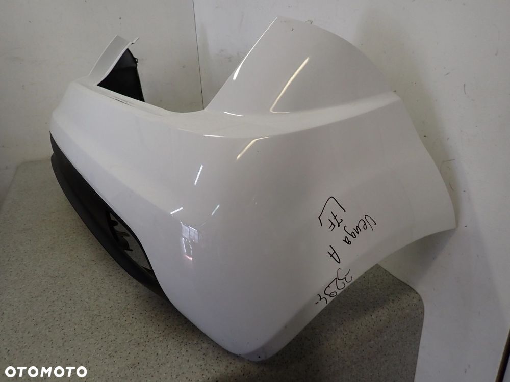 KIA VENGA 09- ZDERZAK TYLNY 9F - 4