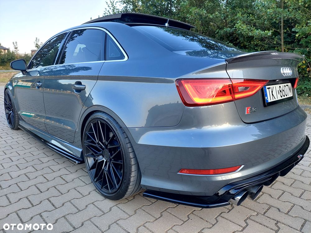 Audi S3 S tronic - 13