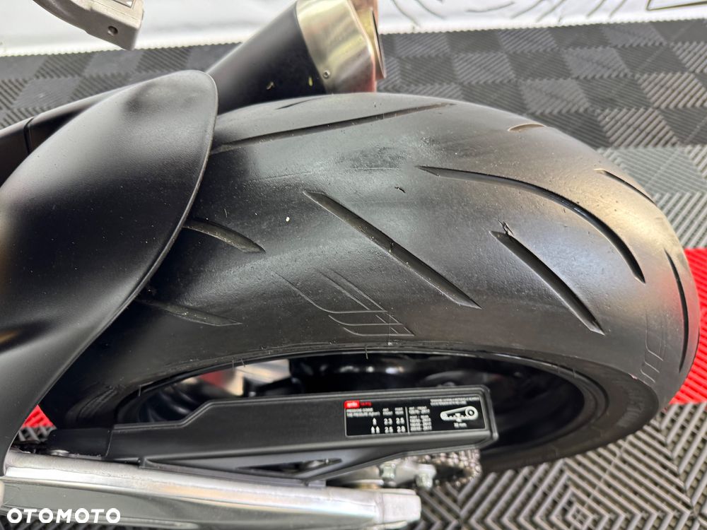 Aprilia Tuono - 17